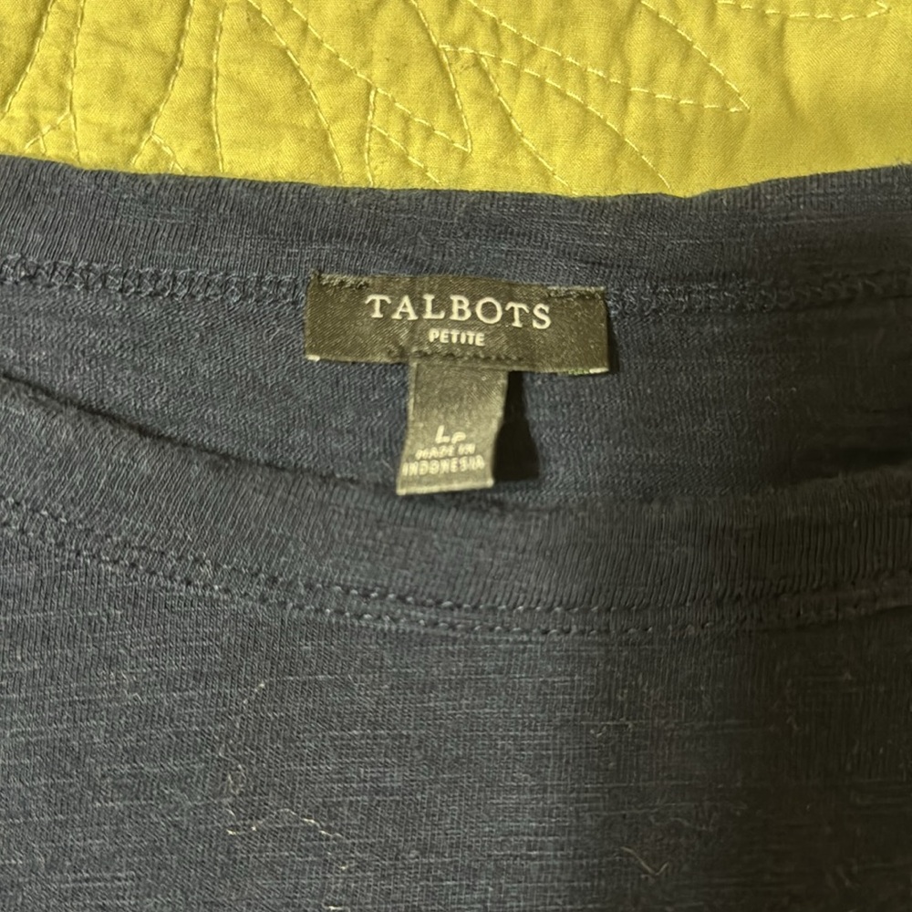 Talbots Tee - Picture 7 of 8